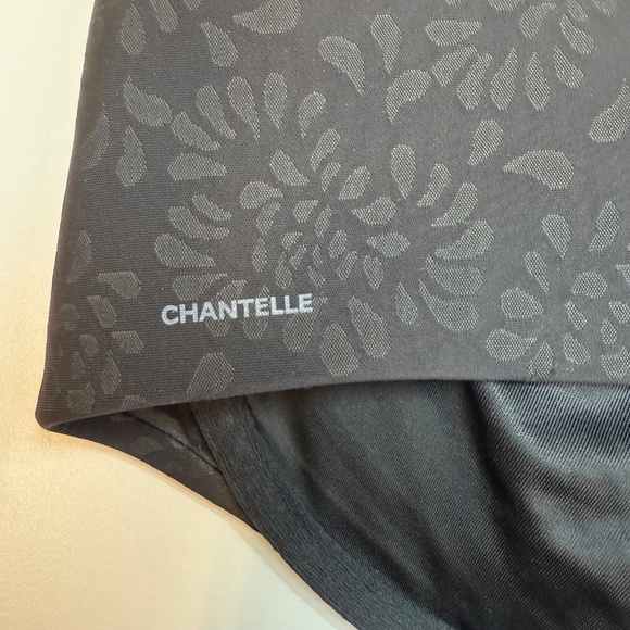 Chantelle Comfort Chic Back Shaping Minimizer Bra Black 38DDDD - Picture 6 of 8